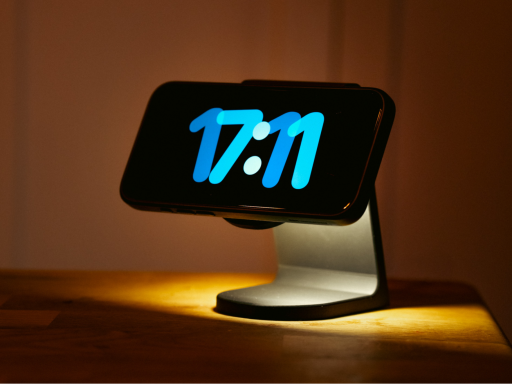 Magsafe Phonestand with light